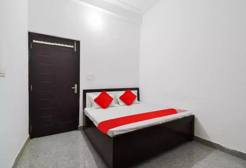 Hotelli Oyo Flagship The Diamond Guest House