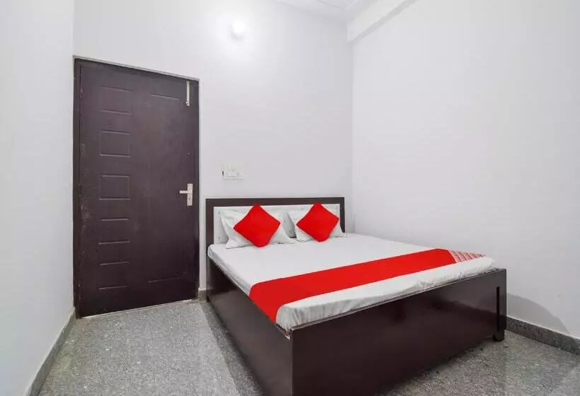 Hotelli Oyo Flagship The Diamond Guest House