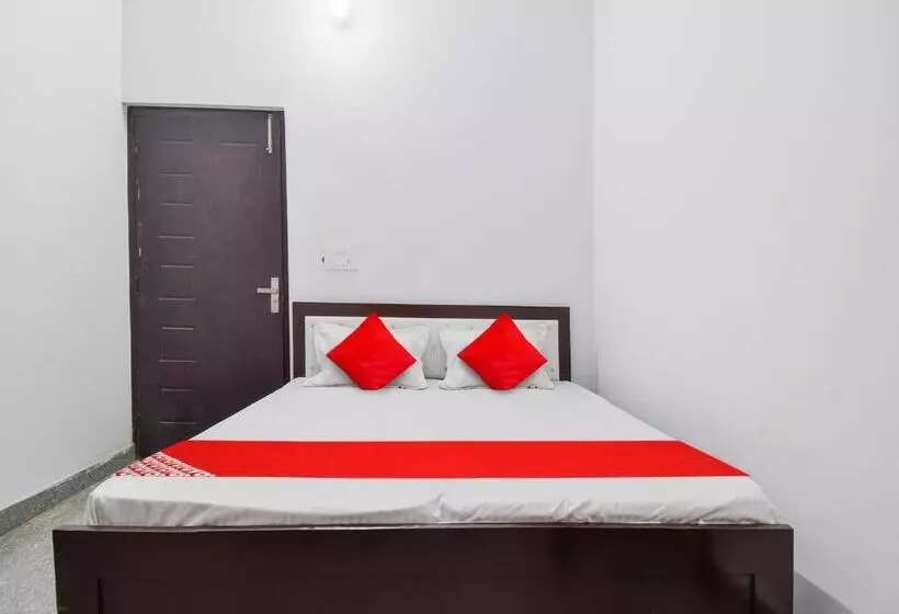 Hotelli Oyo Flagship The Diamond Guest House
