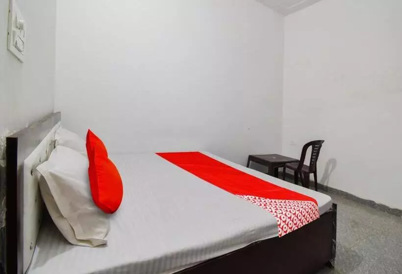 Hotelli Oyo Flagship The Diamond Guest House