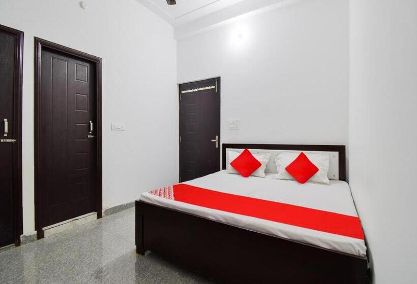 Hotel Oyo Flagship The Diamond Guest House