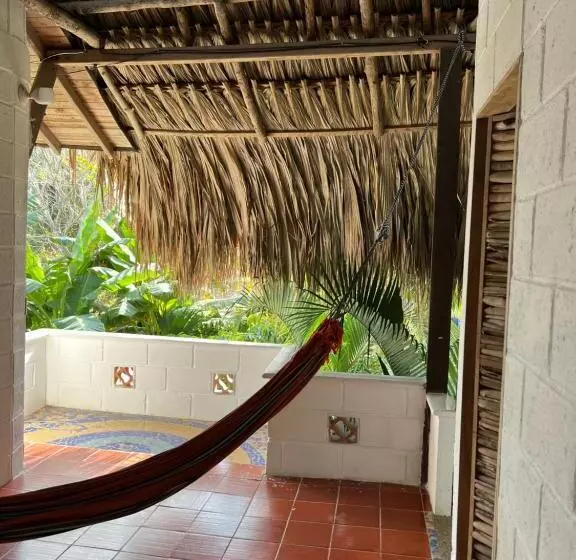 ペンション Afro Hostel