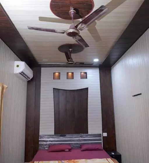ペンション Annu Bhai Sewa Sadan