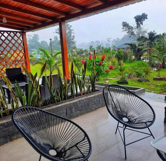 Pensionat Hostería Las Palmas