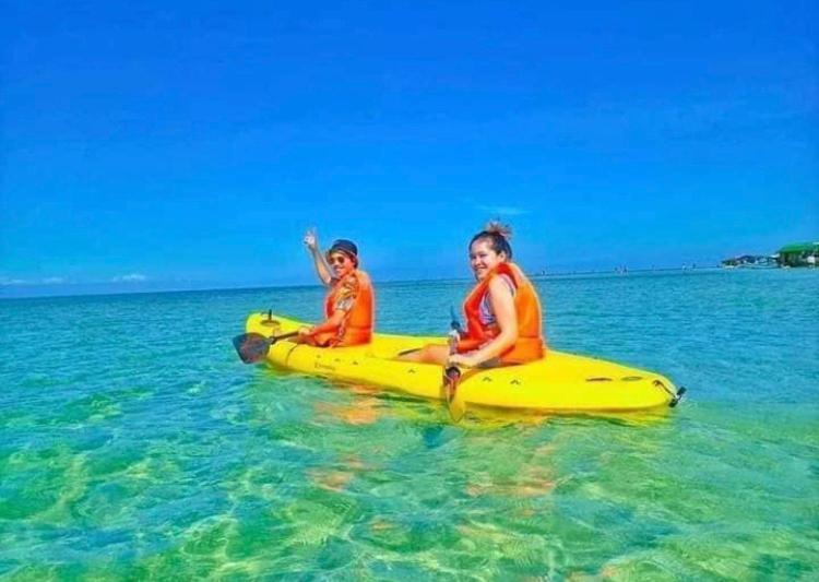 پانسیون Richville Little Boracay Guest House