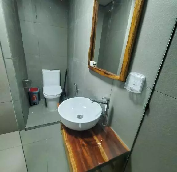 پانسیون Sun & Surf