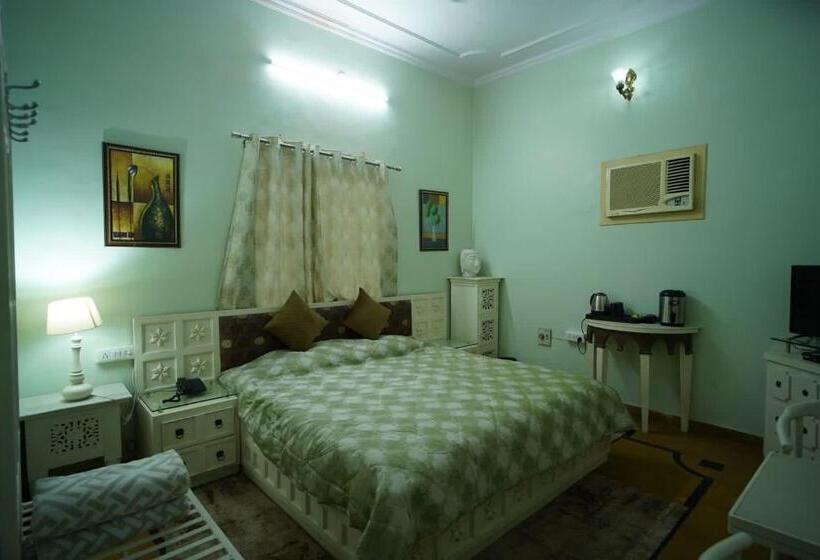 Hotel The Trade International, Jaipur