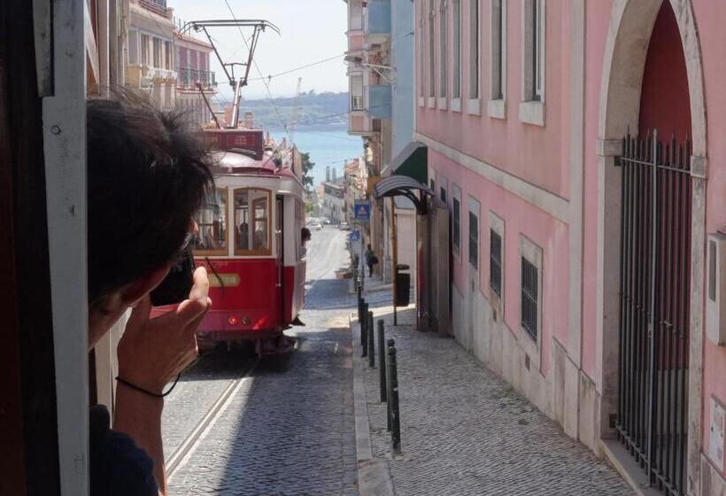 ホテル Captains Log House