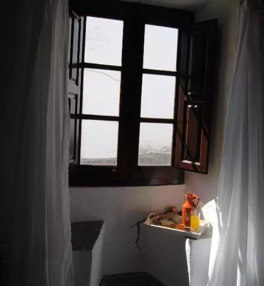 هتل Casa Rural Santo Condestavel