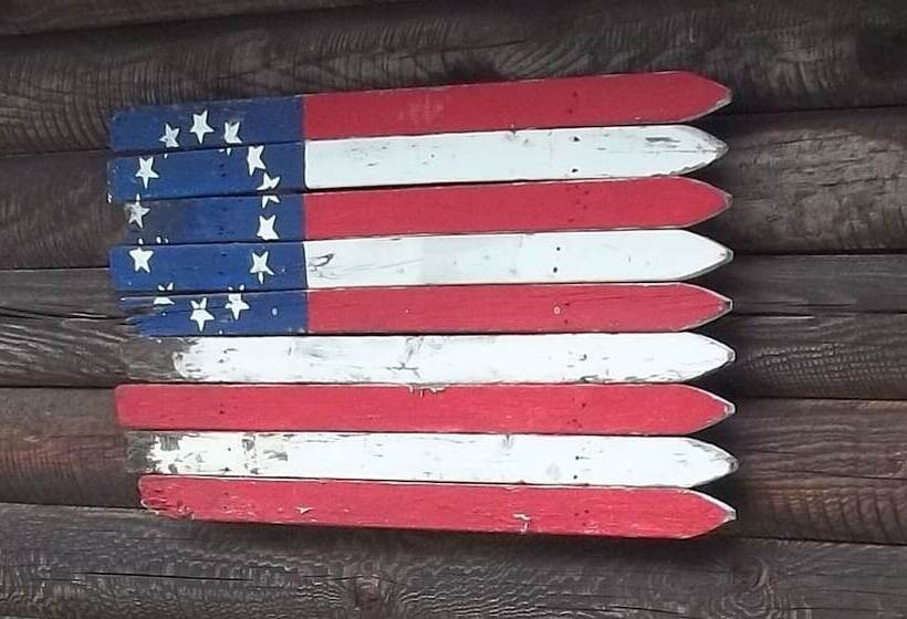 Отель Country Hideaway At Mountain Lakes Resort