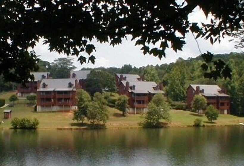 Отель Country Hideaway At Mountain Lakes Resort