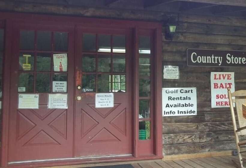 Отель Country Hideaway At Mountain Lakes Resort