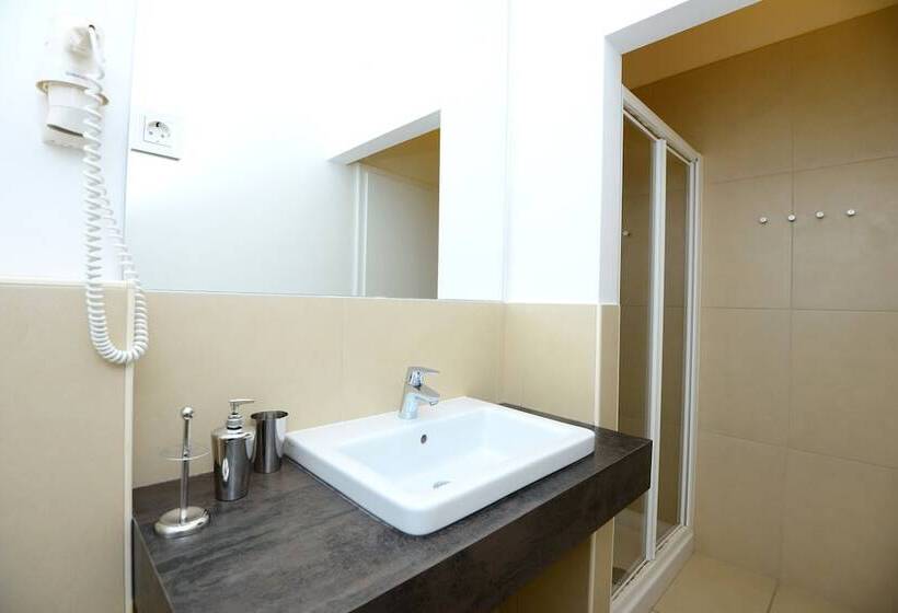 هتل Galeria Rooms