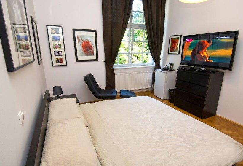 هتل Galeria Rooms