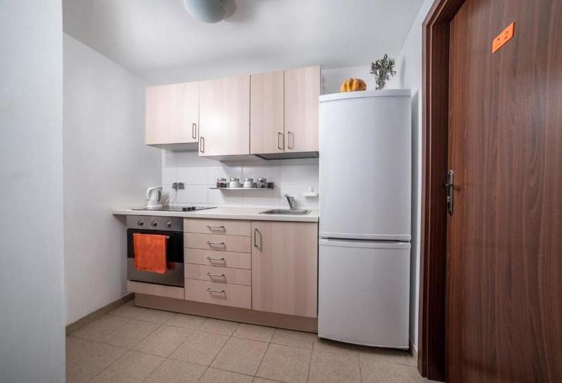 هتل Gim Apartments