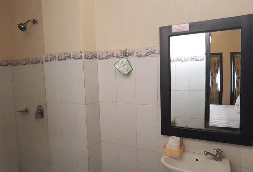 Szálloda Jayaphita Guest House