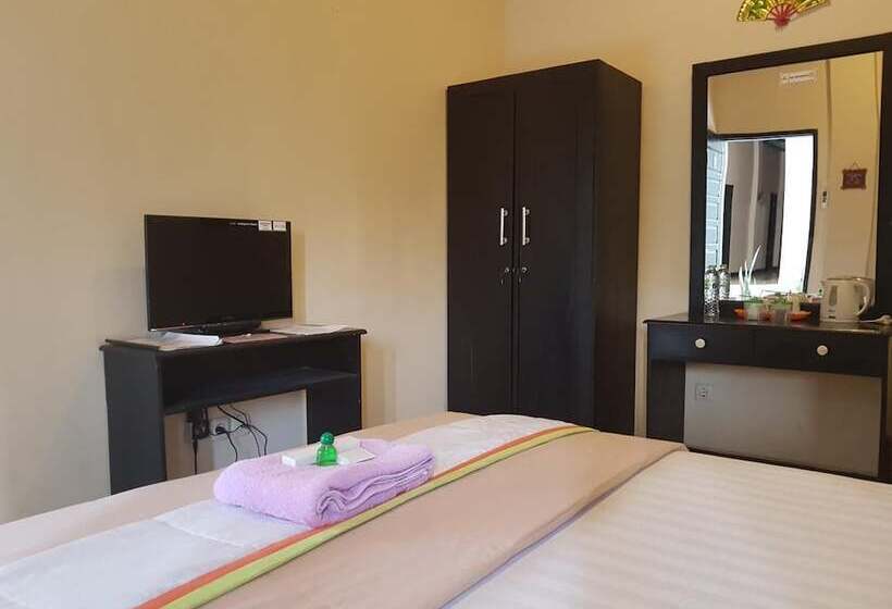 Szálloda Jayaphita Guest House