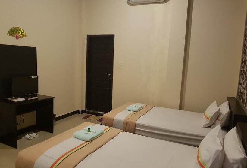 Szálloda Jayaphita Guest House