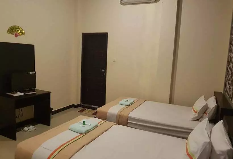 ホテル Jayaphita Guest House