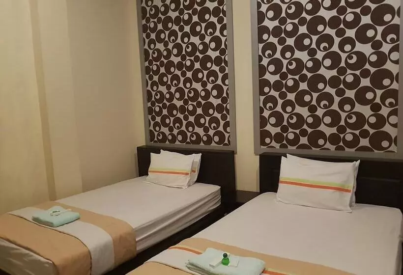ホテル Jayaphita Guest House