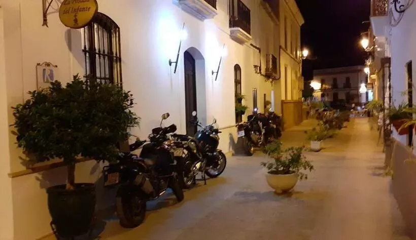 ホテル La Posada Del Infante