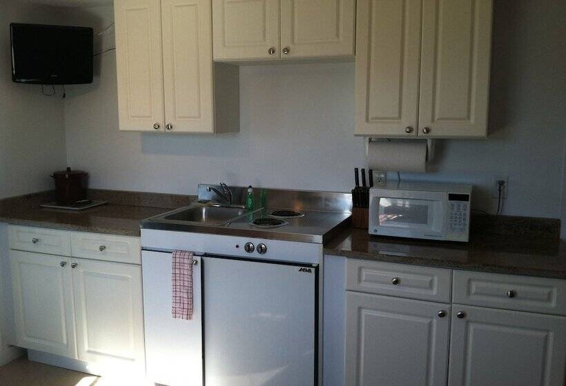 فندق Mariner's Point Resort