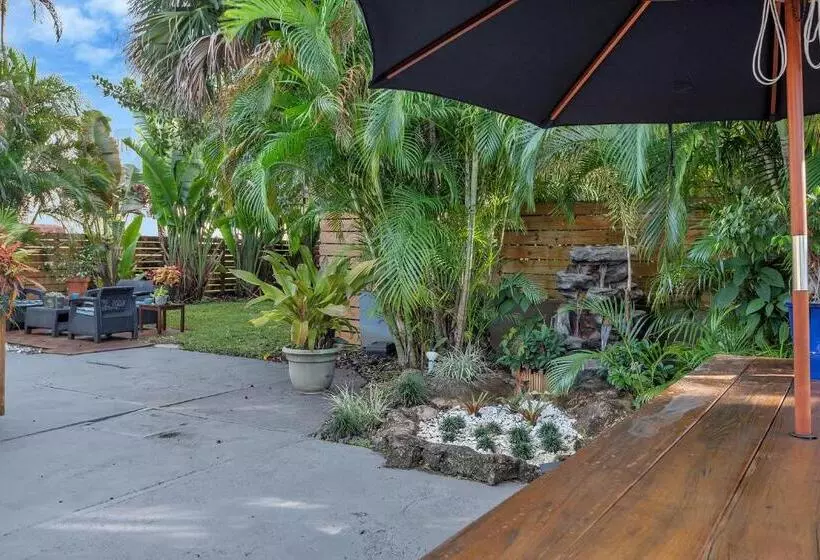 Hotelli Oasis