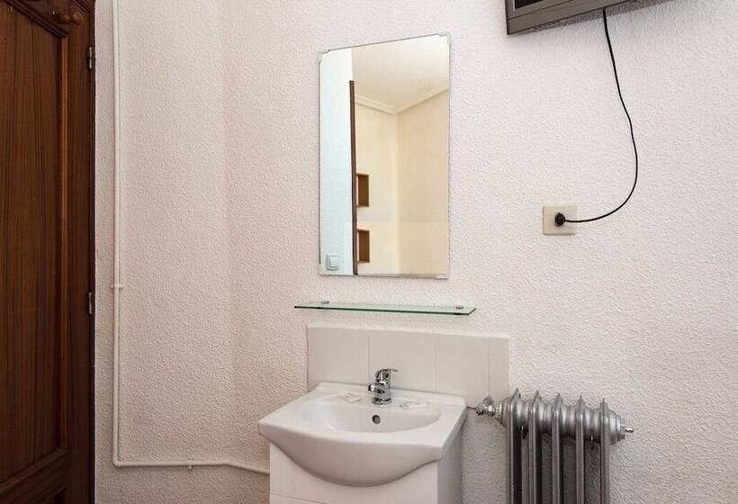 فندق Pension Salamanca