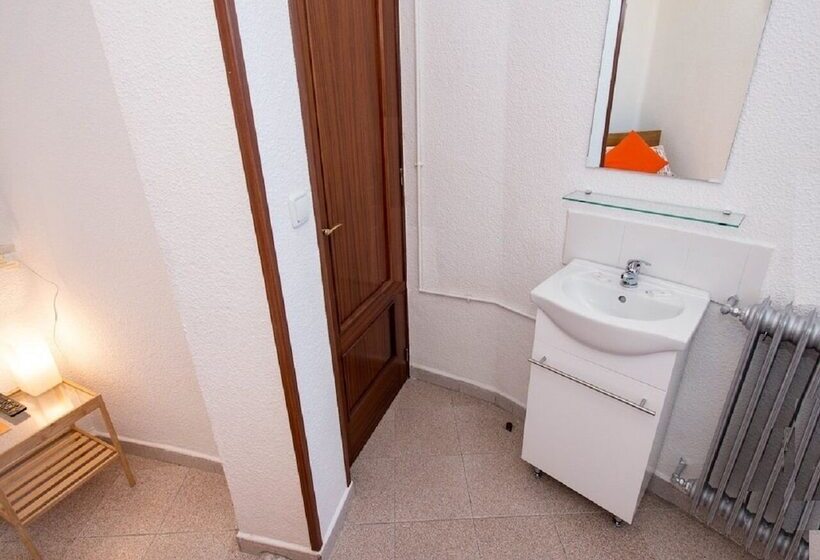 فندق Pension Salamanca