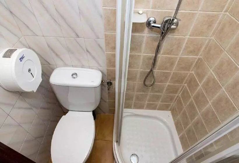 هتل Pension Salamanca