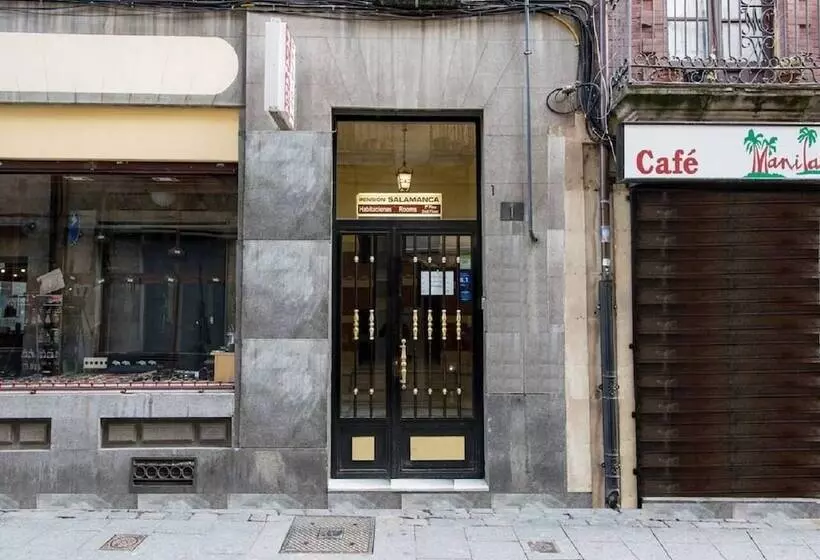 هتل Pension Salamanca