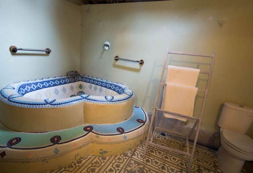 בית מלון כפרי Pondok Pisang Candidasa