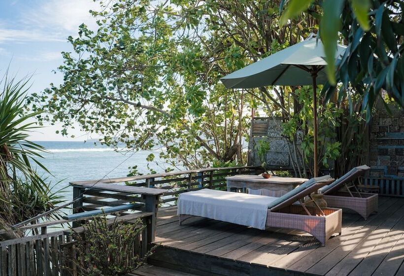 בית מלון כפרי Pondok Pisang Candidasa