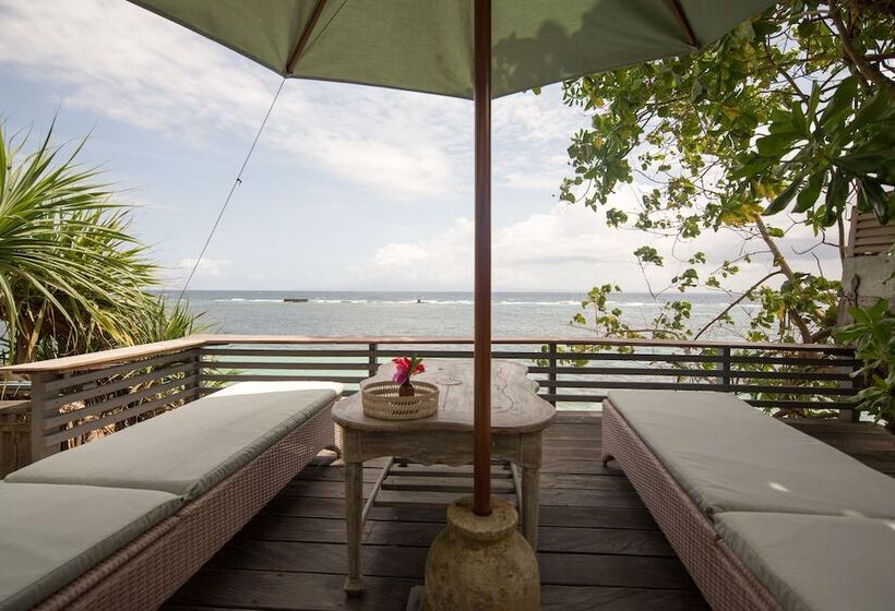 בית מלון כפרי Pondok Pisang Candidasa