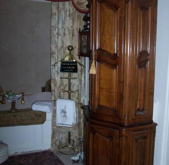 Отель Shadowlawn Bed And Breakfast