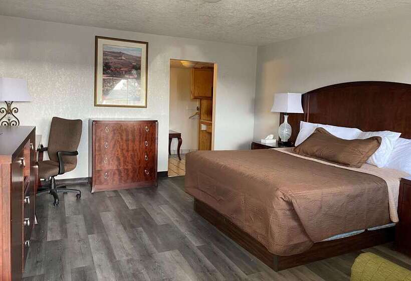 فندق Travelodge By Wyndham Farmington Hwy 64