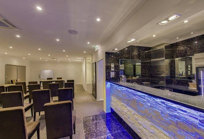 מוטל Western Downs Motor Inn