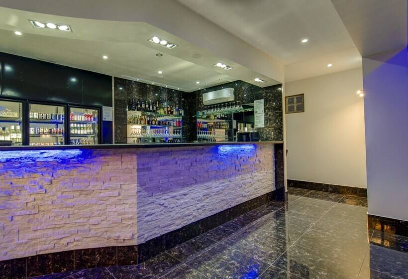 מוטל Western Downs Motor Inn