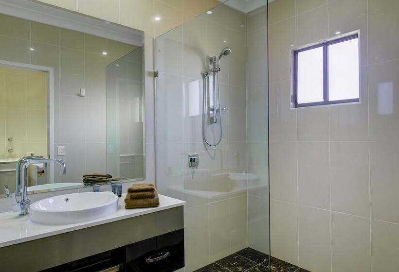 מוטל Western Downs Motor Inn