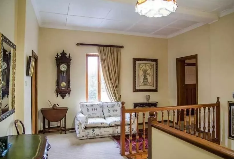 ペンション Chamberlain Guest House