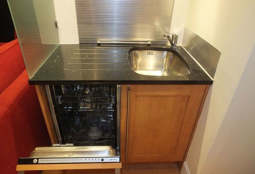 Royal Mile Mansions Apartment