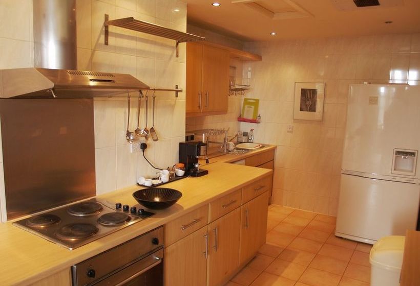 Royal Mile Mansions Apartment