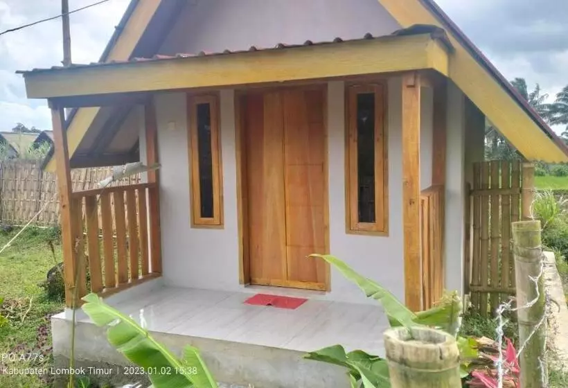 Retkeilymaja Sunset Point Kembang Kuning
