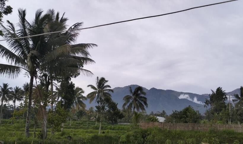 Общежитие Sunset Point Kembang Kuning