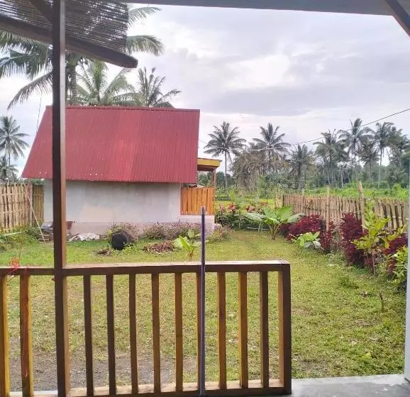 Retkeilymaja Sunset Point Kembang Kuning