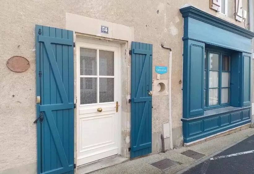 Aamiaismajoitus (B&B) A L école... Buissonnière