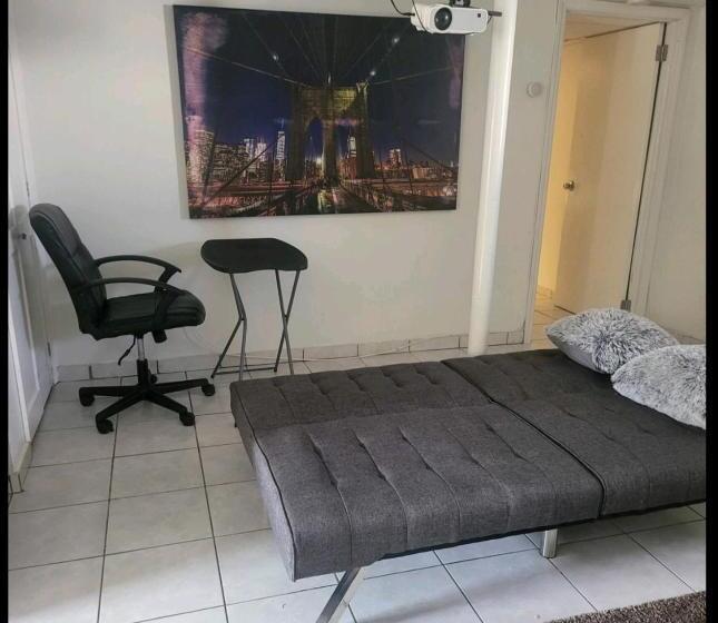 בית מלון כפרי Bassement Whit Jackuzzi And Pool