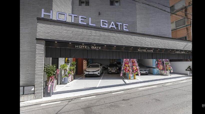 酒店 Gate