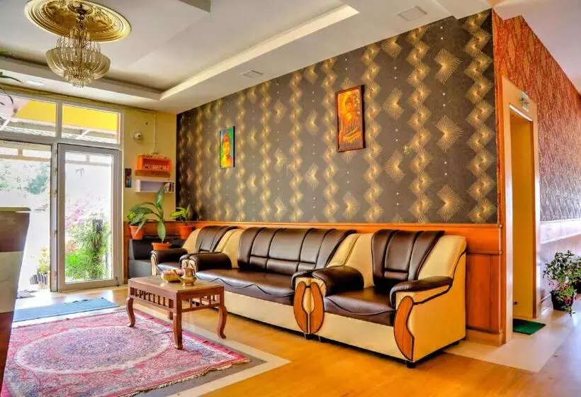 Hotelli Jk Grand