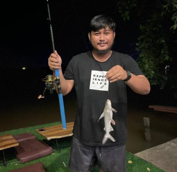 Hotel Kampot River Bungalows